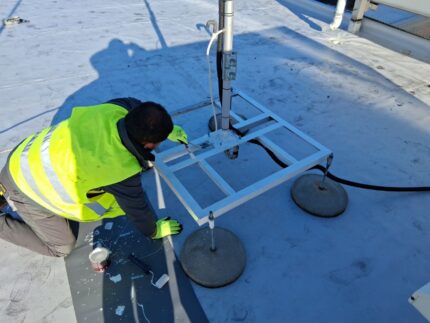 Ремонт на плоски покриви на бизнес сгради 13 Ремонт на плоски покриви на бизнес сгради, Хидростоп