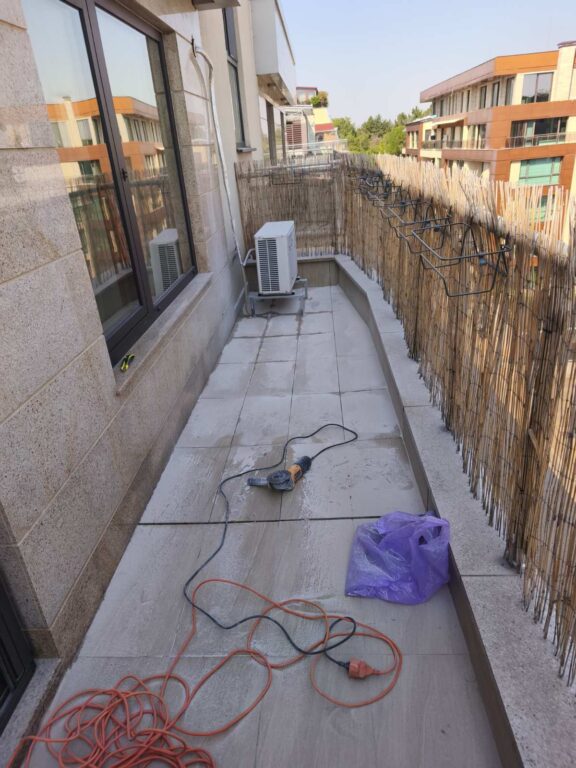 Почистване и хидроизолиране на тераса с безцветна полиуретанова хидроизолация – гр. София 4 Почистване и хидроизолиране на тераса с безцветна полиуретанова хидроизолация – гр. София, Хидростоп