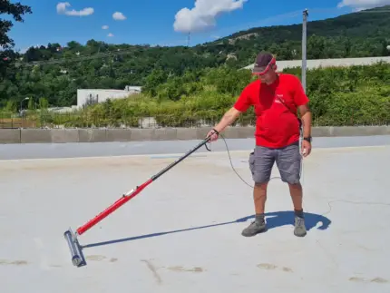 Хидроизолация на сгради в строеж 38 Ремонт на плоски покриви_ Диагностика и модерни решения