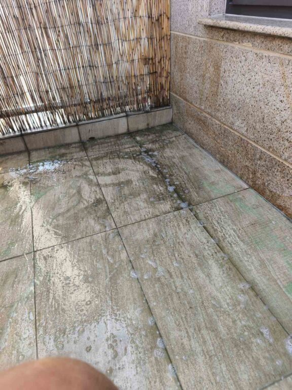 Почистване и хидроизолиране на тераса с безцветна полиуретанова хидроизолация – гр. София 5 Почистване и хидроизолиране на тераса с безцветна полиуретанова хидроизолация – гр. София, Хидростоп