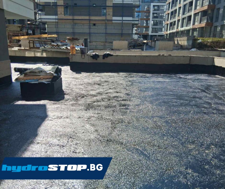 Хидроизолация на зелен покрив в кв. Малинова долина: Сигурност и анти-коренова защита от Хидростоп 1 Хидростоп-доставка-и-монтаж-на-битумна-хидроизолация-на-зелен-покрив-на-пакрикнг-на-жилищна-сграда-софия-нетъкан-текстил-с-армировка 10