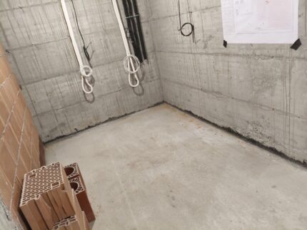 Спиране на активни течове в мазе на новопостроена сграда в гр. Банкя 5 Спиране на активни течове в мазе на новопостроена сграда в гр. Банкя, Хидростоп