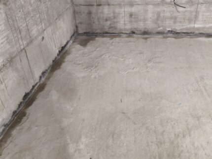 Спиране на активни течове в мазе на новопостроена сграда в гр. Банкя 12 Спиране на активни течове в мазе на новопостроена сграда в гр. Банкя, Хидростоп