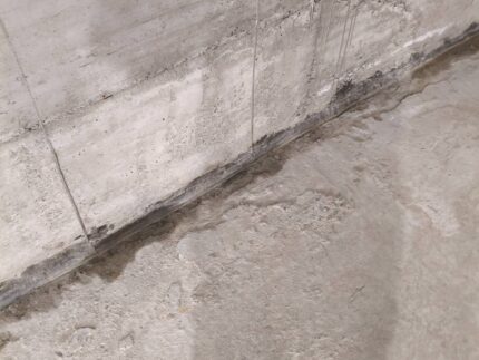 Спиране на активни течове в мазе на новопостроена сграда в гр. Банкя 13 Спиране на активни течове в мазе на новопостроена сграда в гр. Банкя, Хидростоп