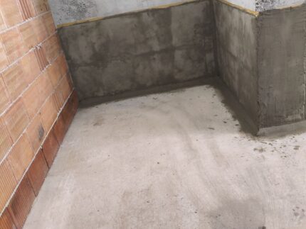 Спиране на активни течове в мазе на новопостроена сграда в гр. Банкя 25 Спиране на активни течове в мазе на новопостроена сграда в гр. Банкя, Хидростоп