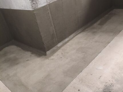 Спиране на активни течове в мазе на новопостроена сграда в гр. Банкя 30 Спиране на активни течове в мазе на новопостроена сграда в гр. Банкя, Хидростоп